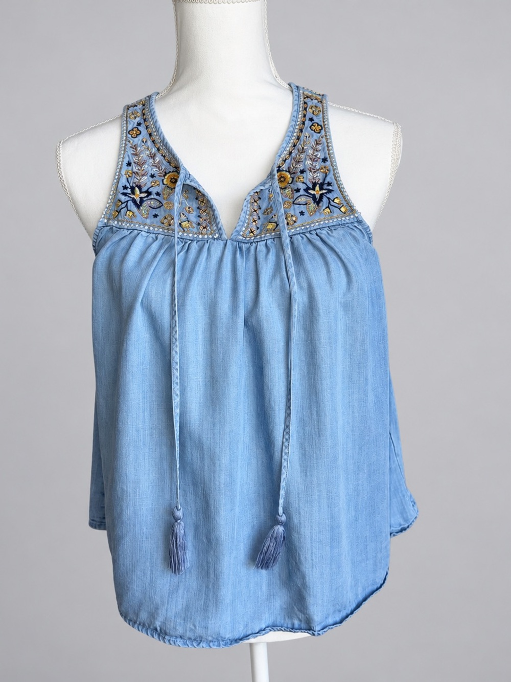 Black Swan Blue Floral Embroidered Boho Tassel Tank Top Small